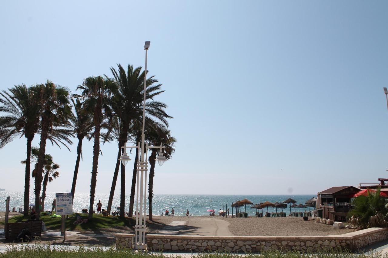 Apartamento Paseo Maritimo Málaga Exterior foto