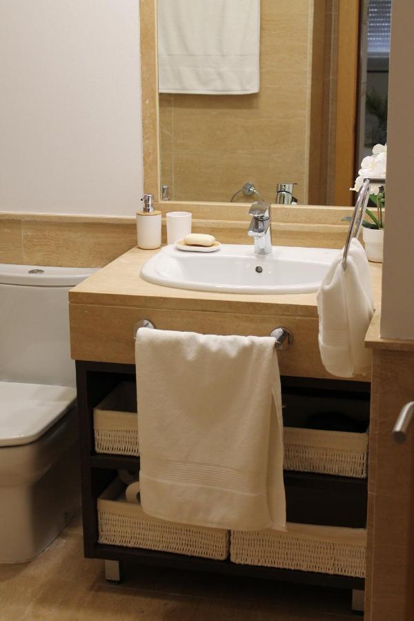 Apartamento Paseo Maritimo Málaga Exterior foto